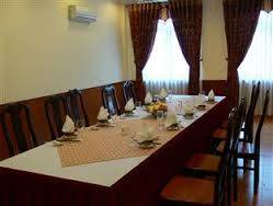 Khách sạn Hàm Luông