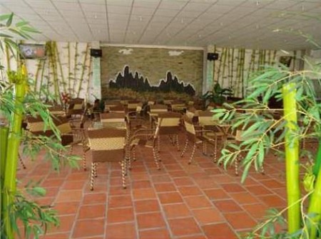 Khách sạn Sông Tiền